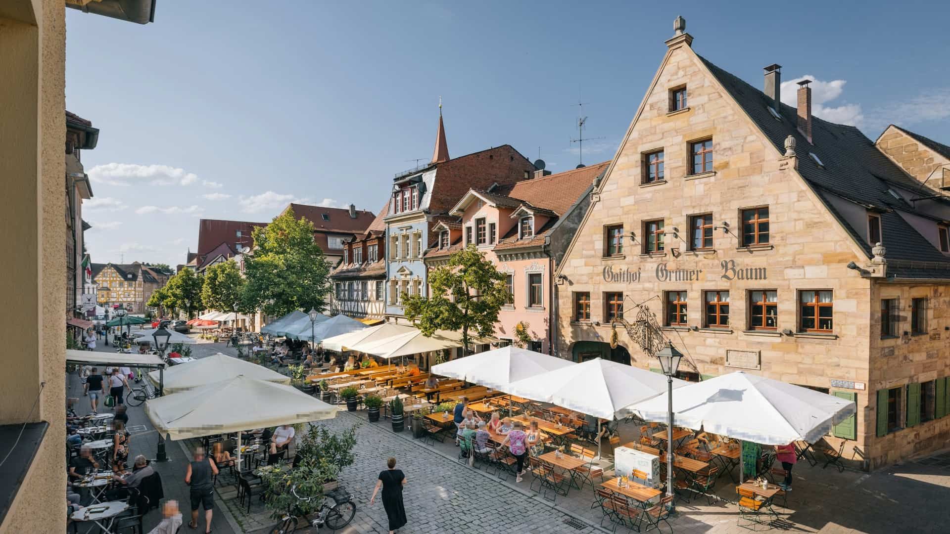 Denkmalgeschützte Häuserzeile in der Fürther Innenstadt